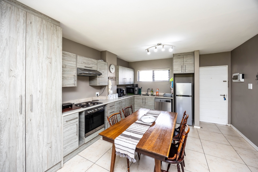 2 Bedroom Property for Sale in Nahoon Valley Park Eastern Cape